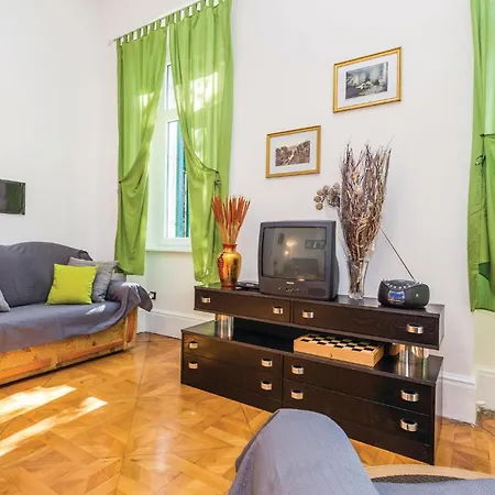 1 Bedroom Beautiful In Rijeka
