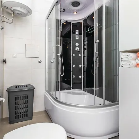 1 Bedroom Beautiful In Apartmán *