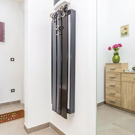 1 Bedroom Beautiful In