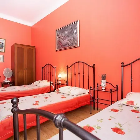 1 Bedroom Beautiful In Apartmán *