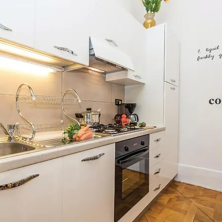 Апартаменты 1 Bedroom Beautiful In Риека