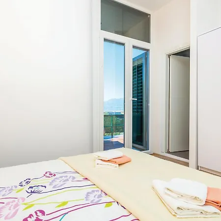 1 Bedroom Beautiful In * Риека