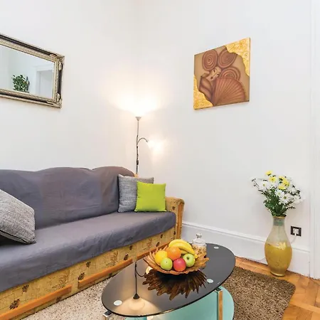 1 Bedroom Beautiful In